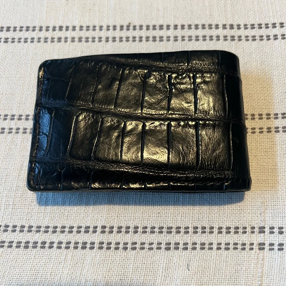 Men’s custom black alligator wallet